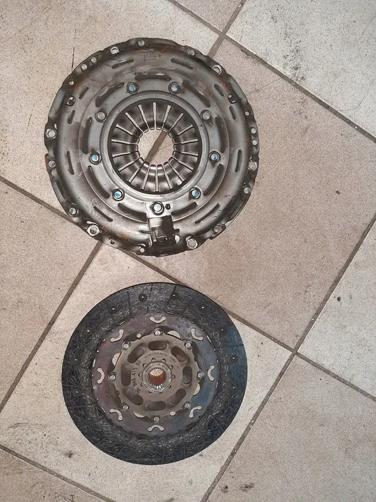 Kytkin Peugeot Citroen 1.6 E-HDI image 2