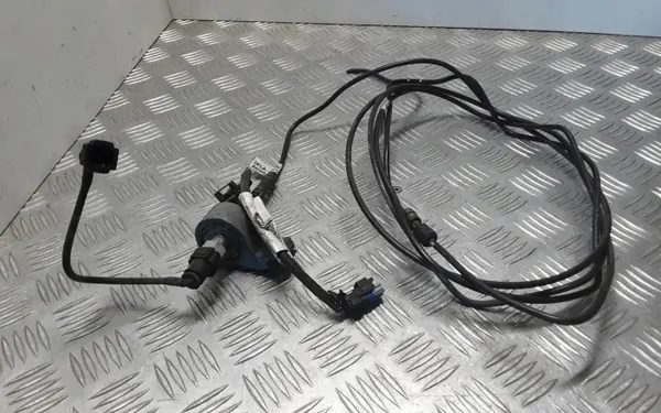 Webasto polttoainepumppu CPLA-18B505-AB Range Rover Sport L494 image 3