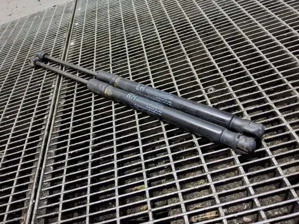 OEM 81770-A2200 Pistón Portón Izquierdo Trasero Kia Ceed image 3