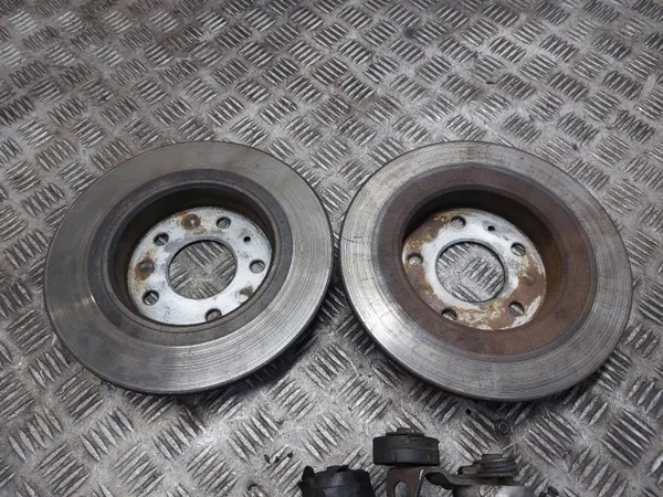 Bromsskivor + Belägg + Bromsok Bak Opel Zafira A OEM image 5