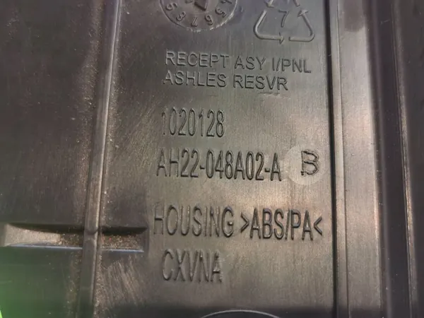 Land Rover Discovery 4 Armaturenbrett-Aschenbecher OEM AH22048A02A image 7