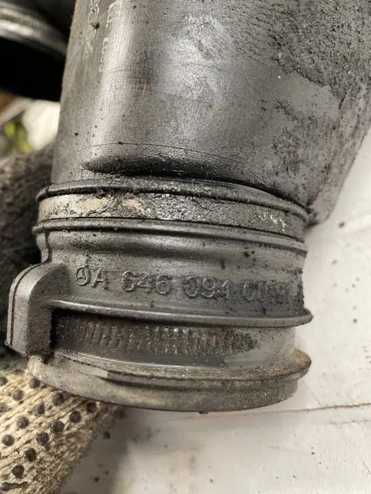 Tubo admissão turbo Mercedes OEM A6460940091 Usado image 5