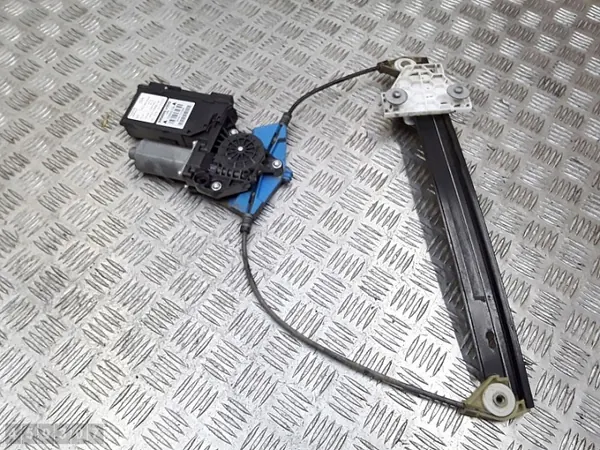 Audi A4 raamregelaar OEM 8e0959802a - Gebruikt image 6