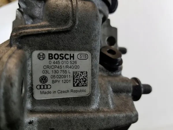 VW Passat B7 2.0 TDI Kraftstoffpumpe 03L130755L image 3