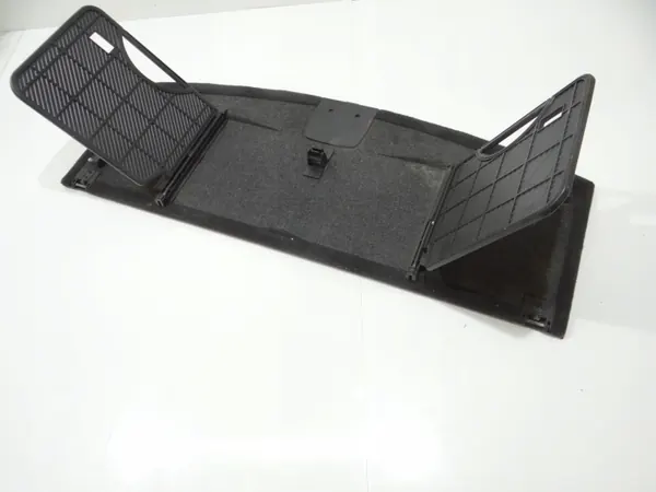 Plancher de coffre BMW E61 OEM 17193036 - État utilisé image 3