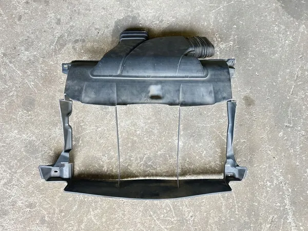 Admission d'air Maserati Ghibli DIESEL image 1