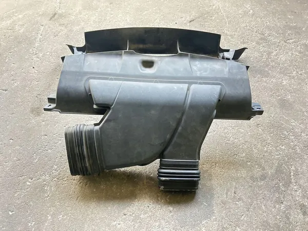 Admission d'air Maserati Ghibli DIESEL image 3