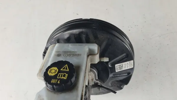 Servofreno con bomba OEM 5Q1614105BR - Usado image 3