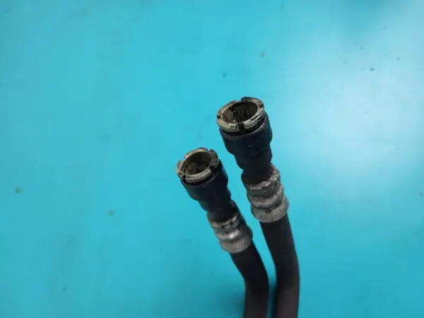 Conducto de refrigerante de aceite OEM PRKA11422165229 BMW image 4