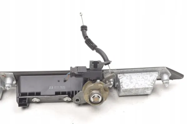 Audi A4 B7 Kofferbakstrip OEM 8E0827657E Sedan image 4