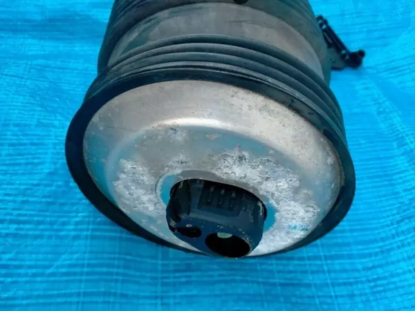 Airbag Mercedes OEM A2133200225 - État d'occasion image 3