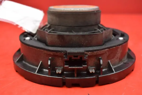 Linker voorluidspreker OEM A2468200102 Mercedes CLA image 4
