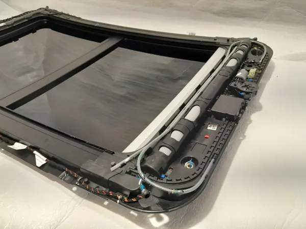 Audi Q5 II Panoramadach OEM 80A877041C image 6