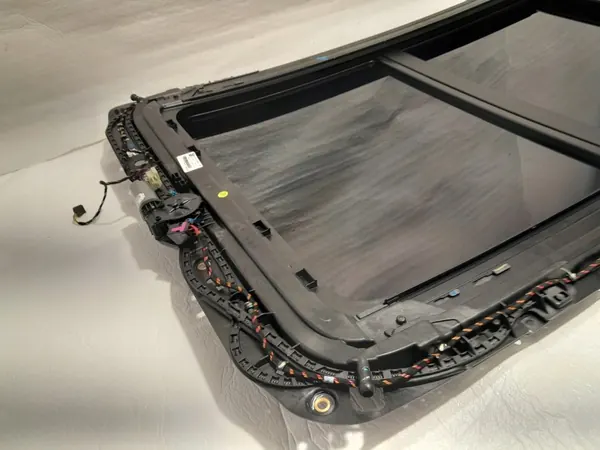 Audi Q5 II Panoramadach OEM 80A877041C image 7