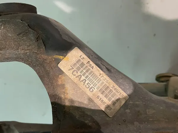 Frambromsbelägg OEM 7CAA56 för Peugeot 508 1.6L image 4