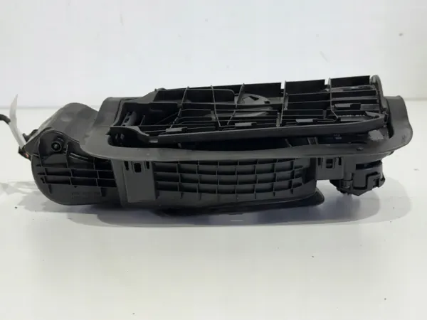 Tampa combustível Audi Q6 e-tron OEM 85H971375 - Usado image 10