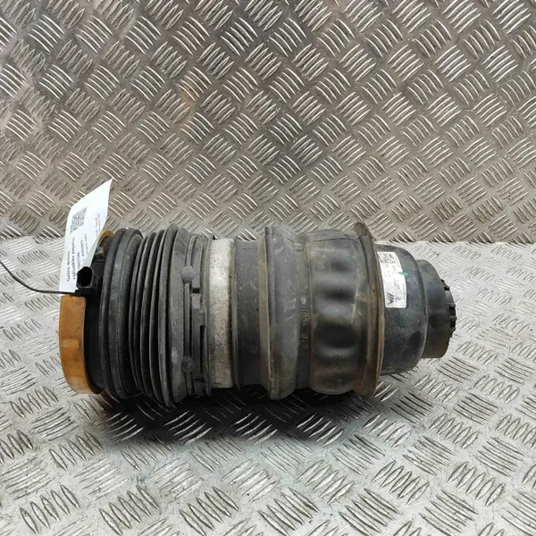 Porsche Taycan 4S Luftfjädring OEM 9j1616026c Bak Höger image 3