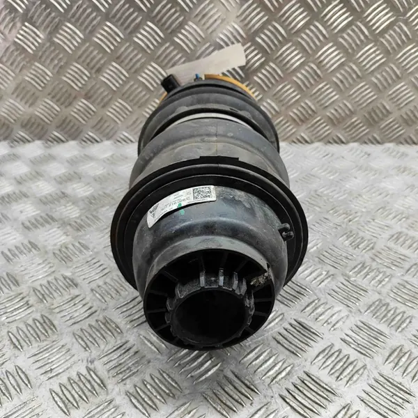 Porsche Taycan 4S Luftfjädring OEM 9j1616026c Bak Höger image 4