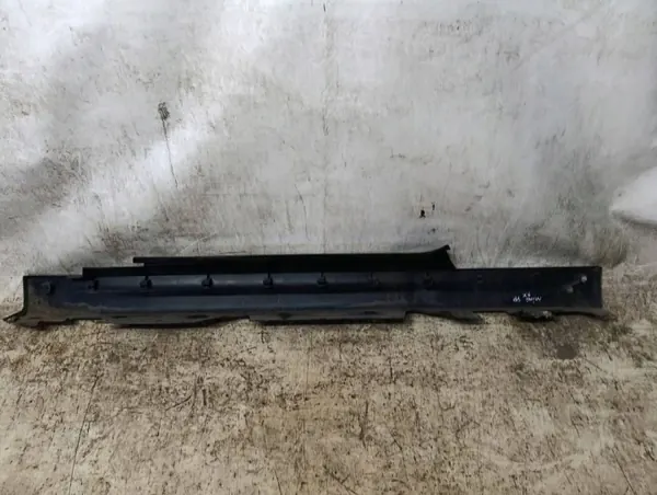MINI COOPER F56 oikea kynnyslista OEM 7300818 image 7