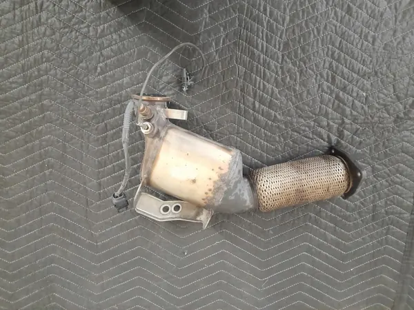Volvo DPF & Katalysator OEM 31370892 för S60 V60 V70 image 3