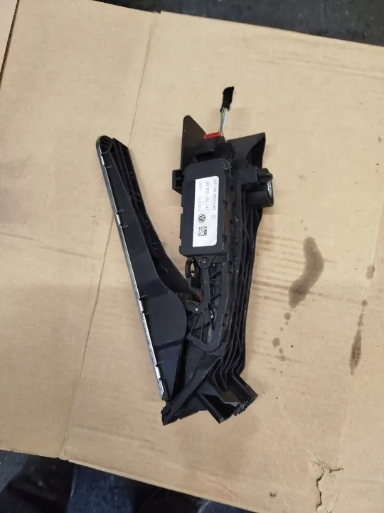 Gaspedaal OEM 1K1721503AR voor Skoda Yeti 1.4 TSI image 3