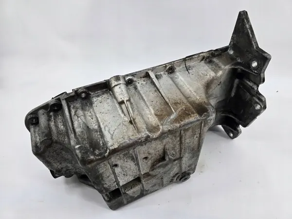 Öljypannu Chevrolet Cruze OEM 55566404 1.6 F16D4 image 2