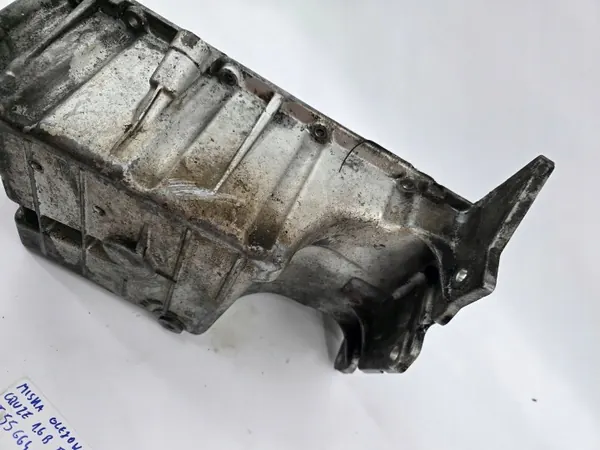 Öljypannu Chevrolet Cruze OEM 55566404 1.6 F16D4 image 4