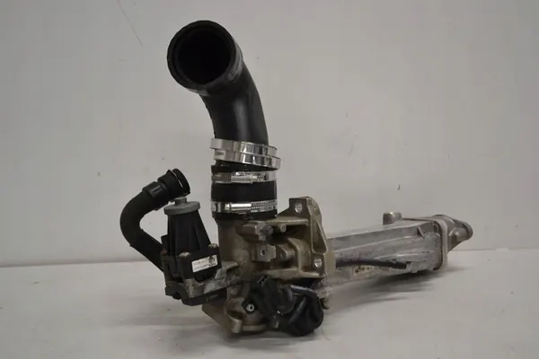 EGR-jäähdyttimen venttiilisarja Volvo XC60 I 2.4 D5 OE image 2