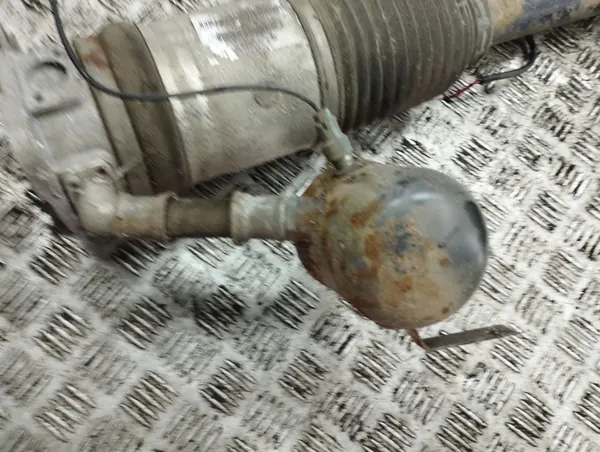 Audi A8 S8 D3 2004 Ammortizzatore Pneumatico Posteriore 4E0616001E image 4