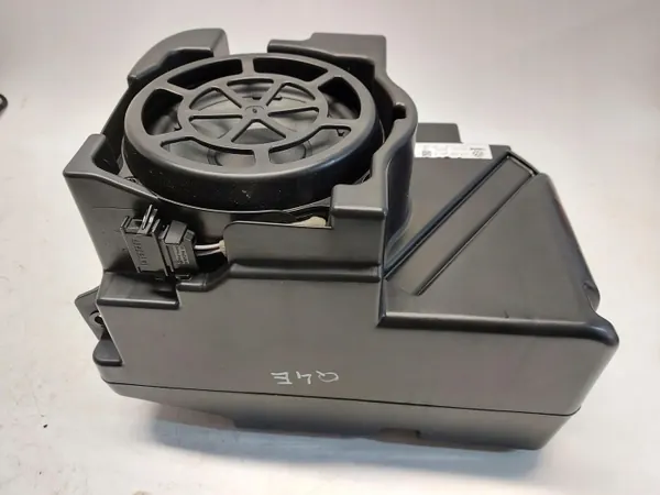 Altavoz Subwoofer Audi Q4 E-TRON OEM 11A035621C image 3