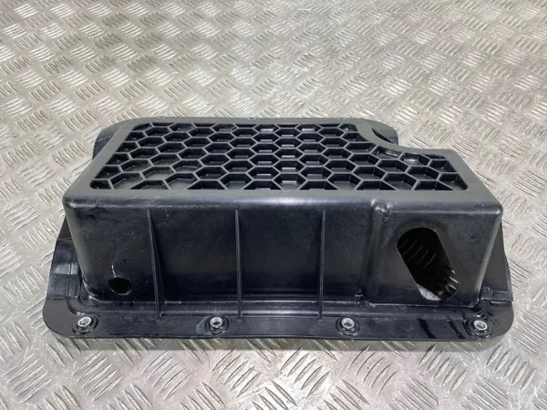 Cupra Formentorin akkutuki OEM FBZ20617 image 6