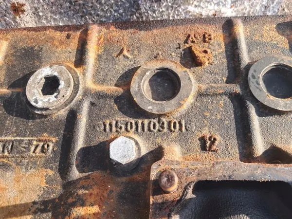 Moottorilohko OEM 1150110301 Mercedes W123 2.0:lle image 3