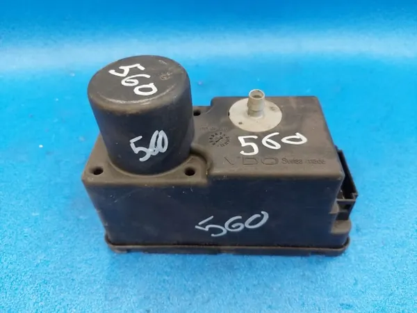 Bomba de cierre central VW Golf 3 OEM 1H0962257G image 3