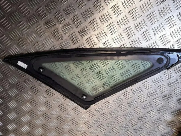 Ventana trasera derecha usada OEM 4G5845300 Audi A6 image 3