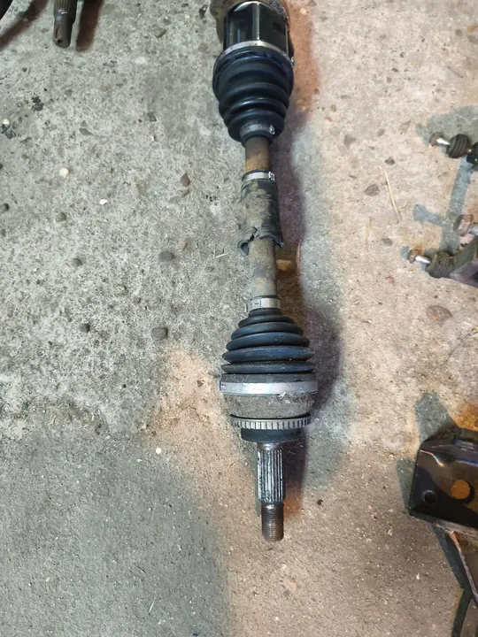 Höger Långaxel Toyota Corolla E12 2.0 D4D image 3