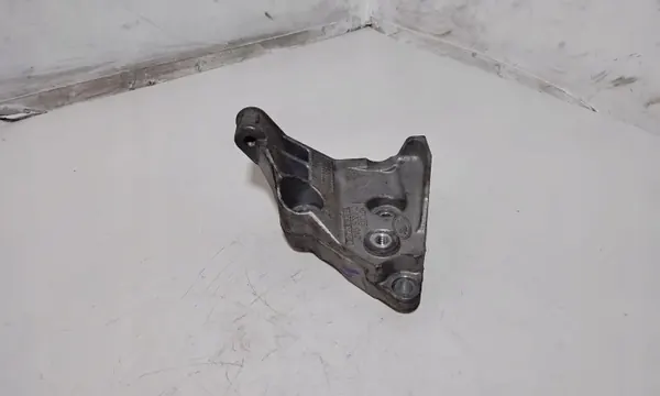 Land Rover ohjauspumpun kiinnitys OEM 7H223C631BA image 4