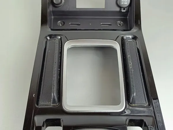 2019 SsangYong Rexton Gear Lever Frame image 3