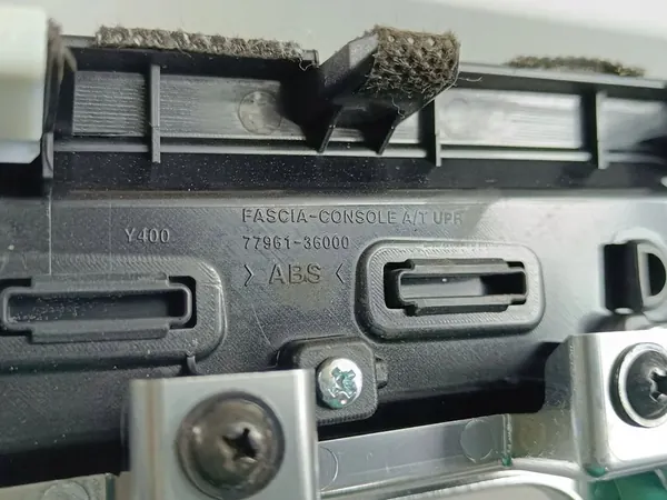 2019 SsangYong Rexton Gear Lever Frame image 8