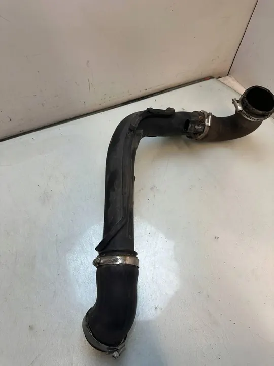 Tubo de ar SKODA RAPID SPACEBACK 1.6L diesel 2013 OEM image 3