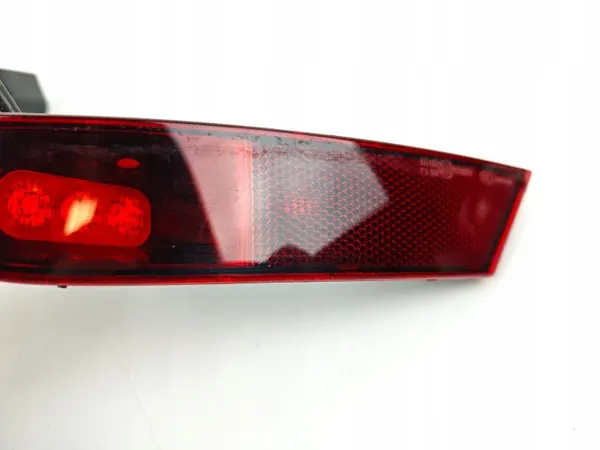 Luz antiniebla VW UP Halógena Trasera Izquierda OEM 1S0945701 image 4