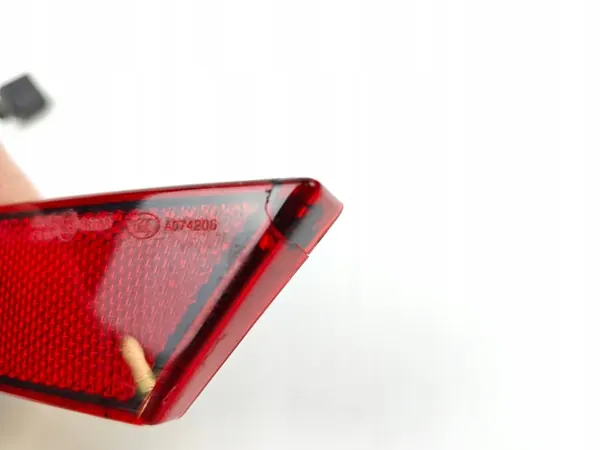 Luz antiniebla VW UP Halógena Trasera Izquierda OEM 1S0945701 image 7