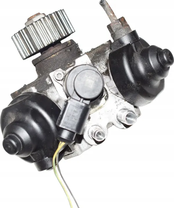 AUDI A6 C6 LIFT 3.0 TDI Kraftstoffpumpe - Beschädigt image 2