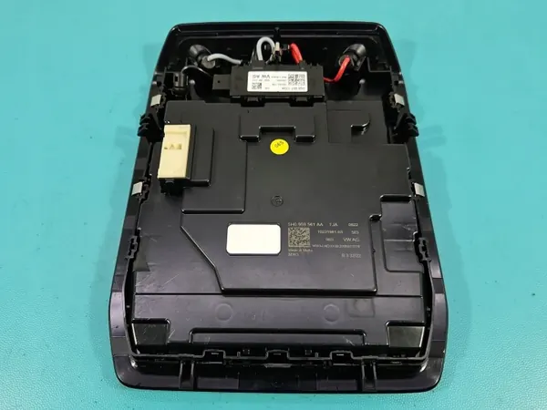 Luz de cabina OEM 5H0959561AA para Cupra Formentor image 6
