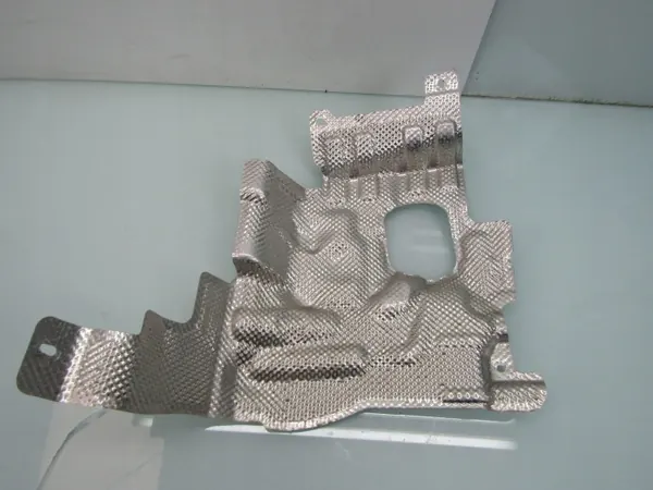 OEM BAYON 1.0 T-GDI 24R Escudo Térmico Dianteiro Direito image 4