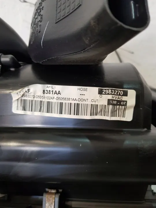 Värmefläkt OEM 05058102AF för Jeep Compass image 9