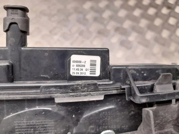 Feux antibrouillard Mercedes GL X166 OEM A1668201456 image 3