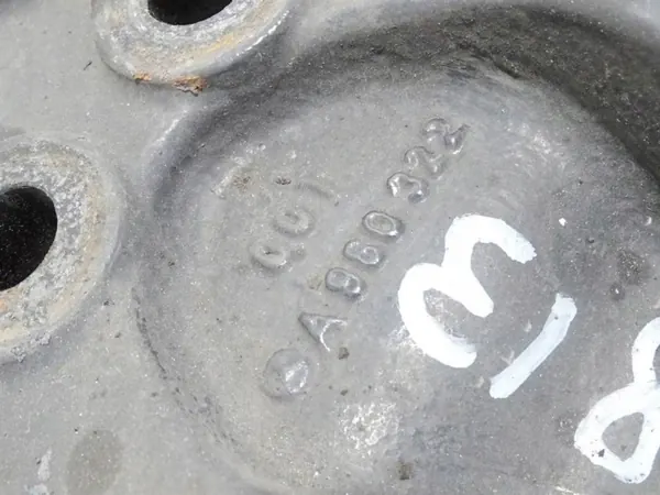 Support ressort arrière droit OEM A8603223323 Mercedes image 5
