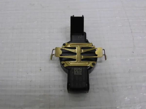 MERCEDES CLA W118 Sateensor A2479007708 image 3