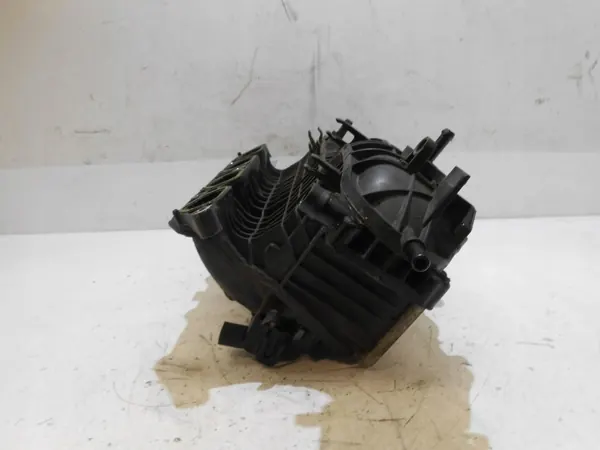 Colector de admisión SKODA FABIA III OEM 04E145749F 04E129711J image 3