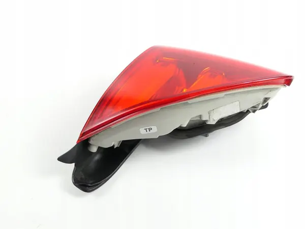 Luz trasera derecha para Peugeot 2008 I 13-16r. OEM image 3